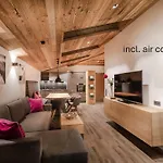 Schoenblick Residence Apartments - Including Summer Card