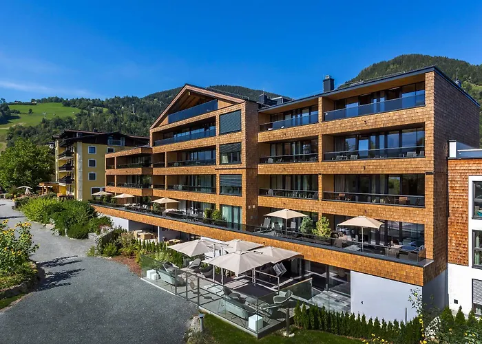 Schoenblick Residence Apartments - Including Summer & Mobility Card